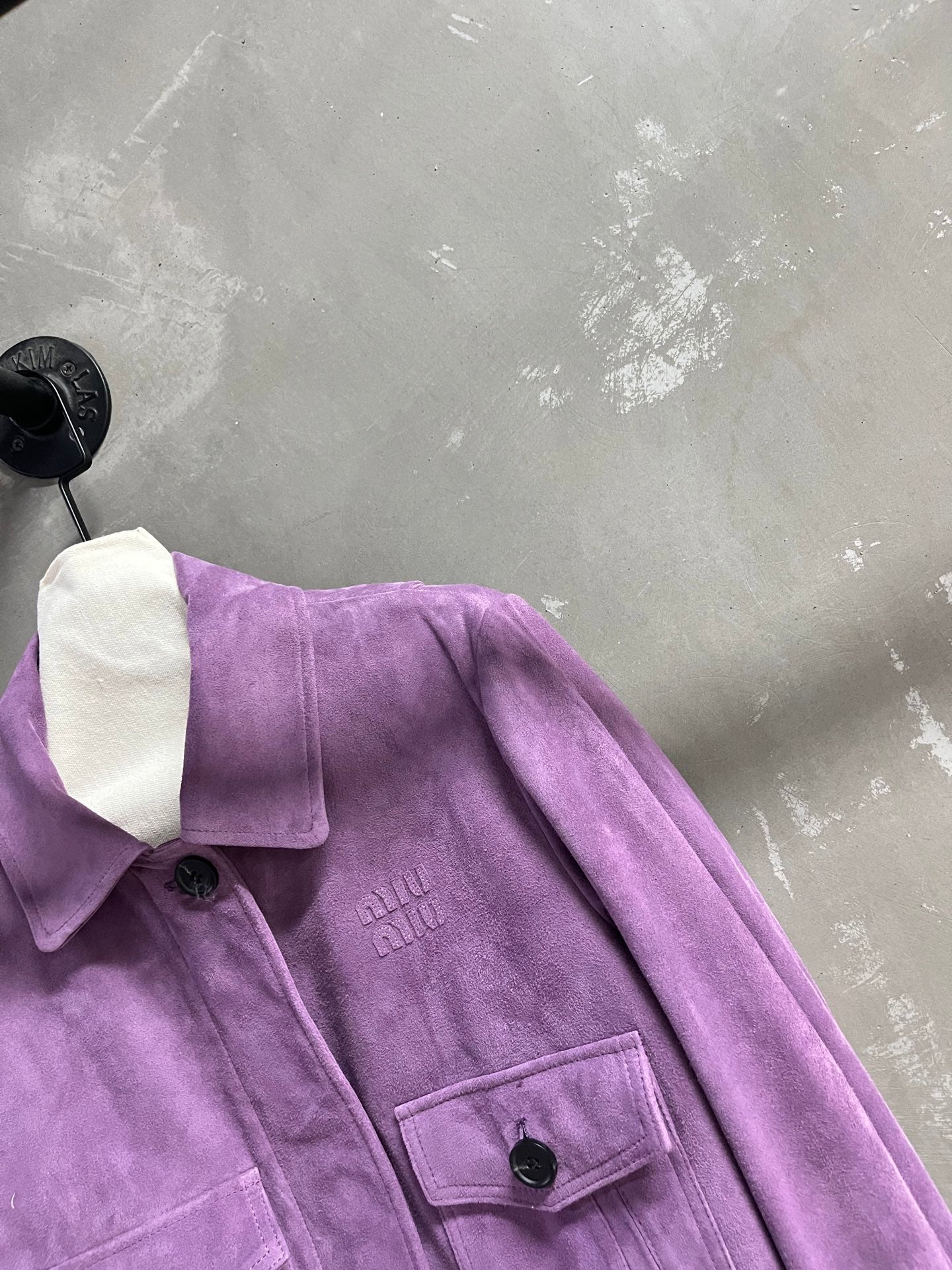 Veste zippée à manches longues et à capuche imprimée