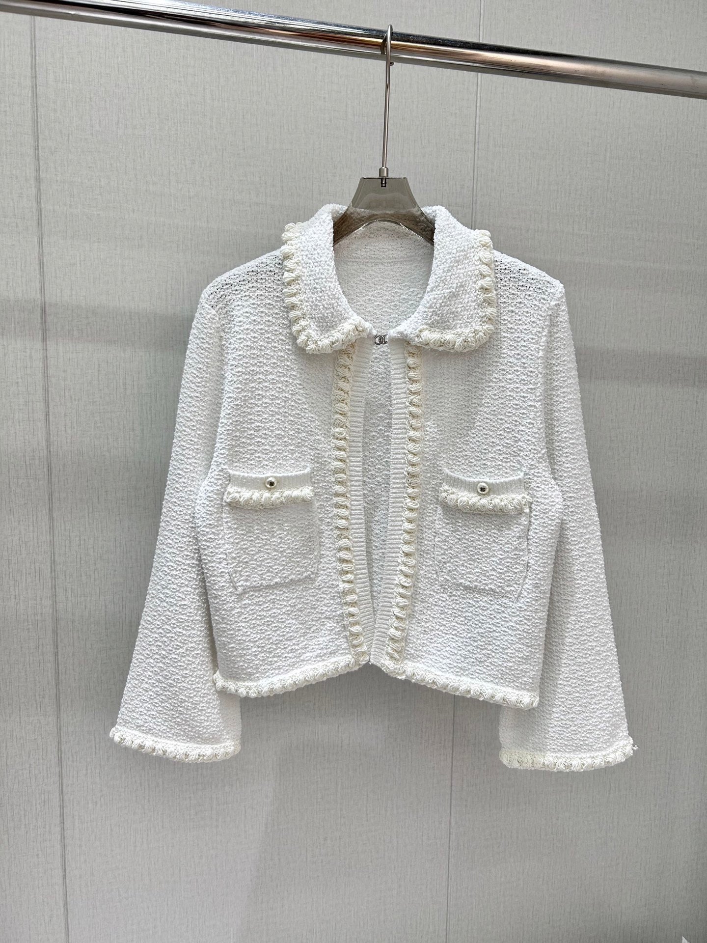 Veste zippée à manches longues et à capuche imprimée