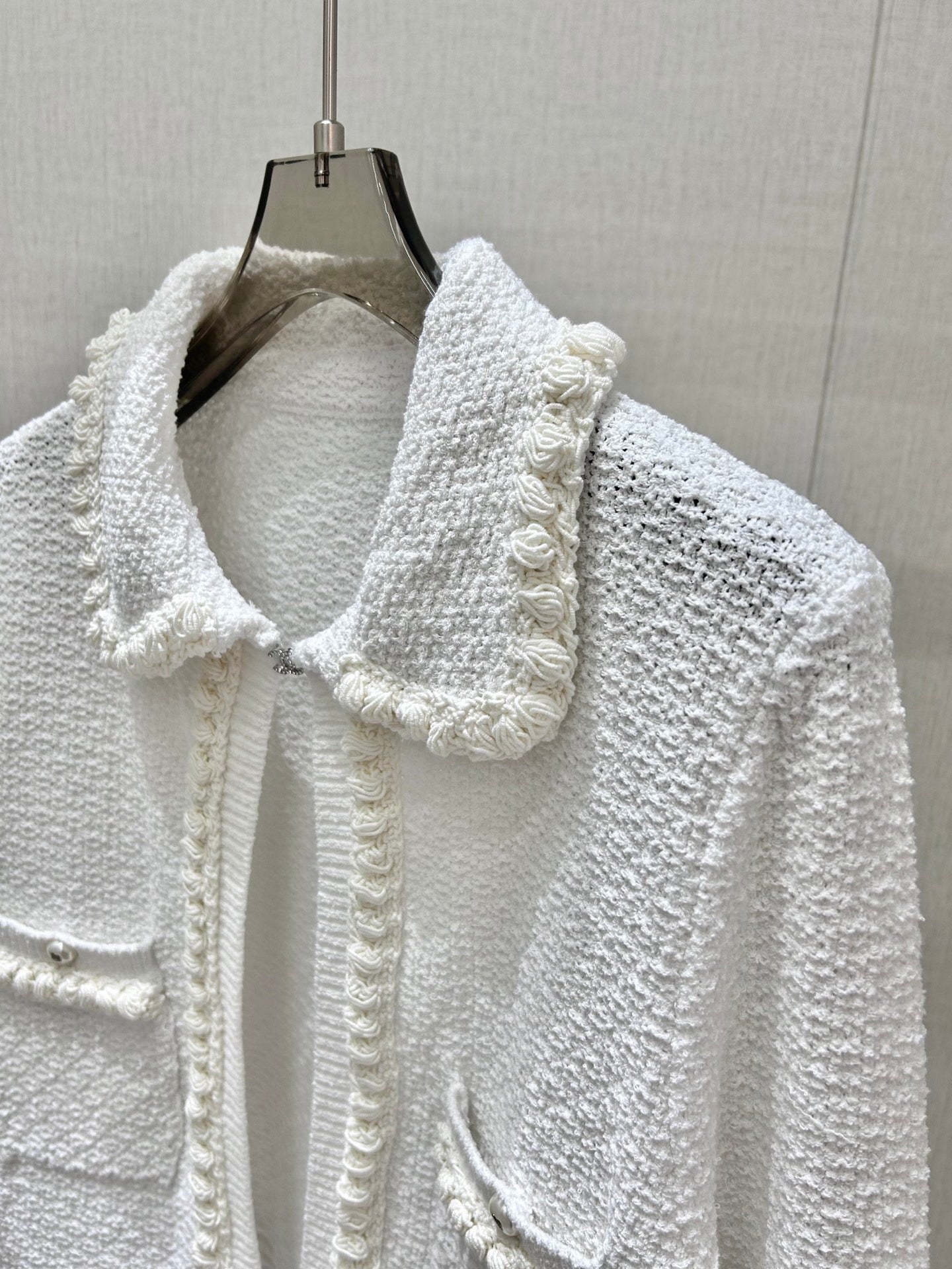 Veste zippée à manches longues et à capuche imprimée