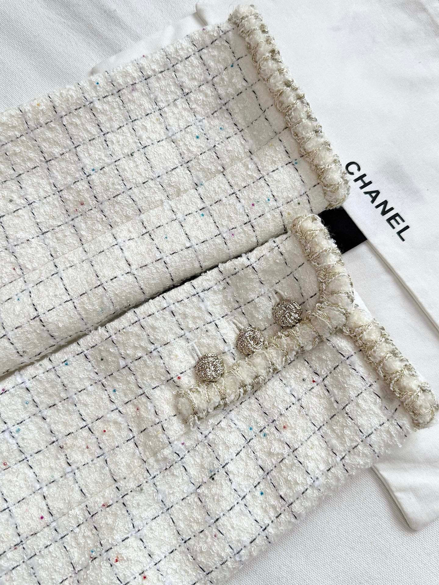Cardigan tricoté à double lettre