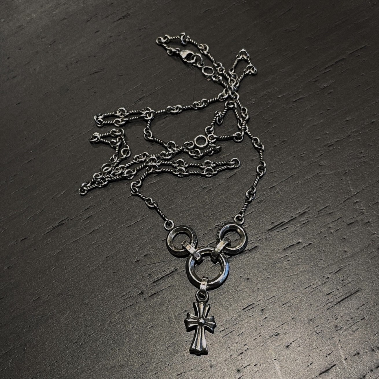 🔥🔥🔥24FW NEUE CHHES-Halskette mit drei Ringen und kleinem Kreuz