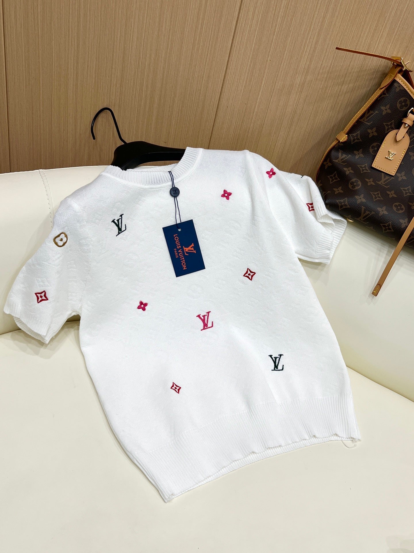 ‌L v Embroidered All-Over Print Knit Sweater