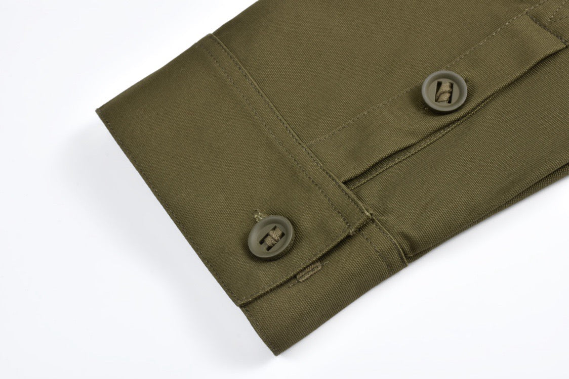 Veste de travail cloutée