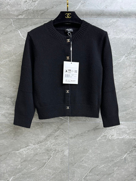 Kaschmir-Cardigan mit Rucksackknöpfen