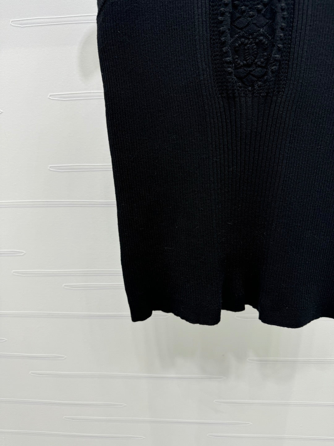25 New Love Knitted Vest