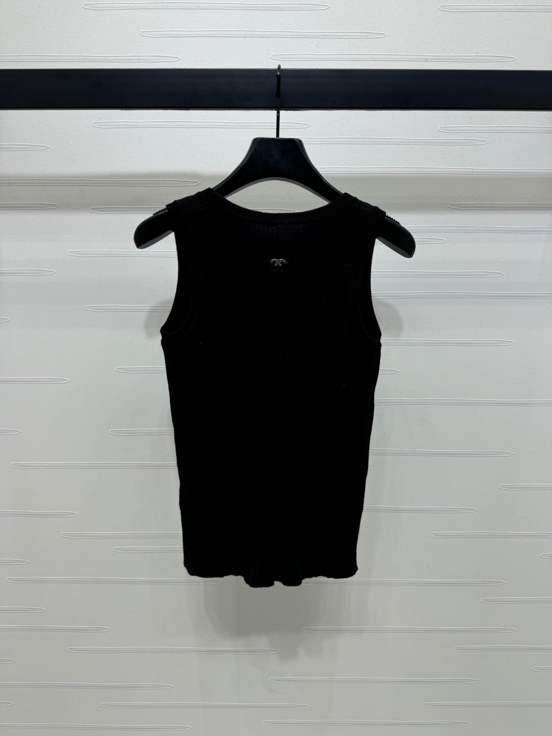 25 New Love Knitted Vest