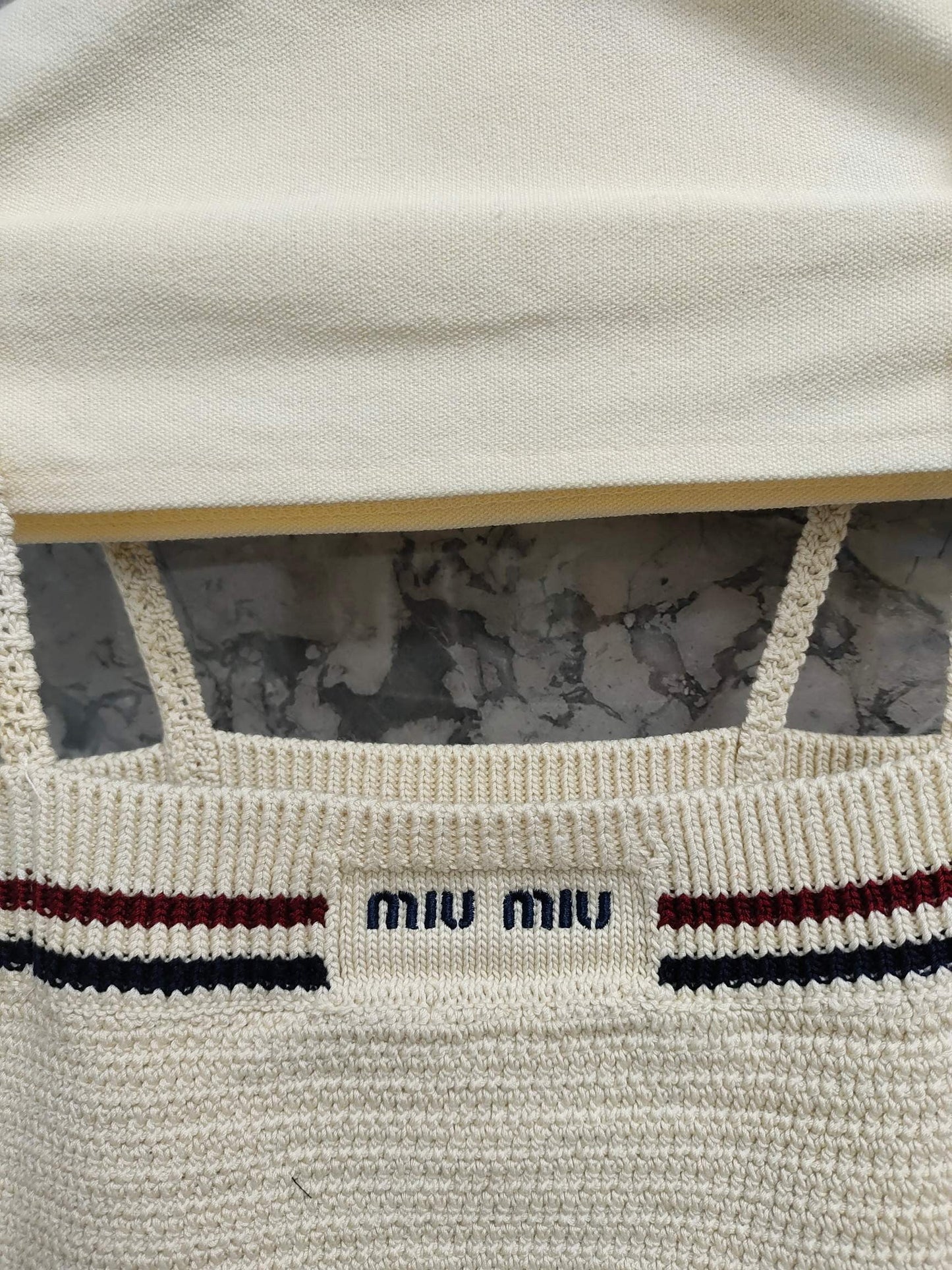 Ensemble caraco et mini-jupe en tricot sport-chic 